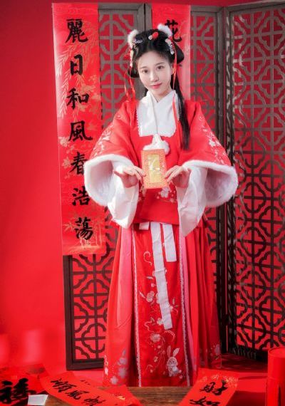 欧美偷拍第一页_完整版BD高清中字